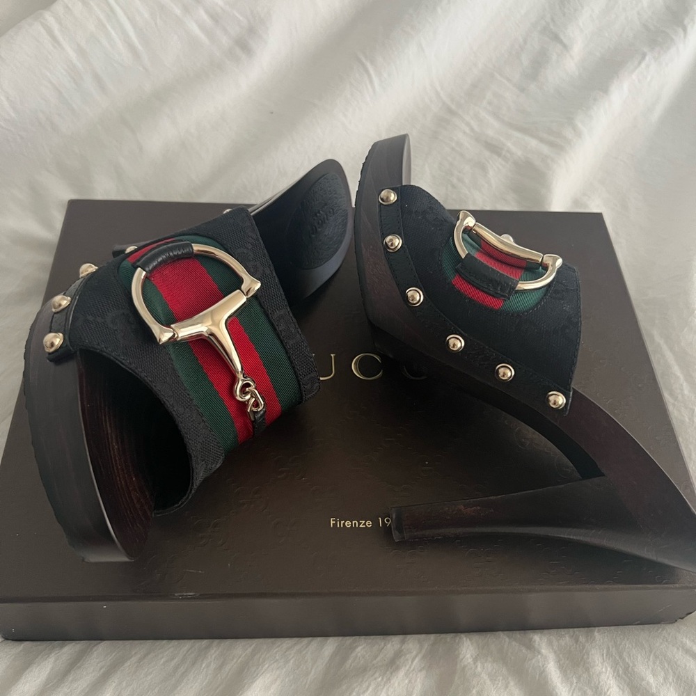 👑✅PRICE FIRM✅ AUTHENTIC Gucci Web Horsebit Black Heels - Picture 9 of 17